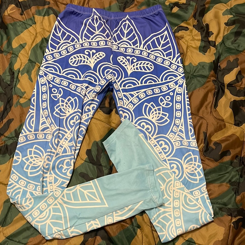 Ombré blue leggings